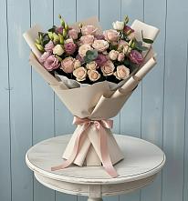 Букет цветов из:  Розы и Лизиантусы #REPLACE_PRED# Нефтегорске Краснодарского края