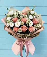 Букет цветов из:  Розы, Альстромерии и Лизиантусы в Нефтегорске Краснодарского края