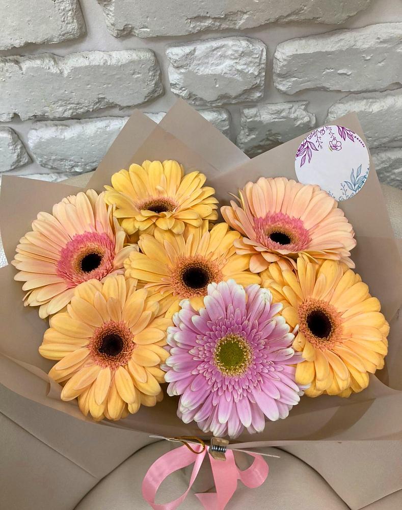 Букет цветов из: Герберы в Нефтегорске Краснодарского края