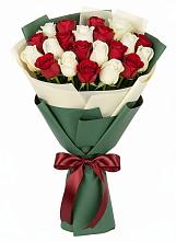 Букет Микс из красных и белых роз #REPLACE_PRED# Нефтегорске Краснодарского края