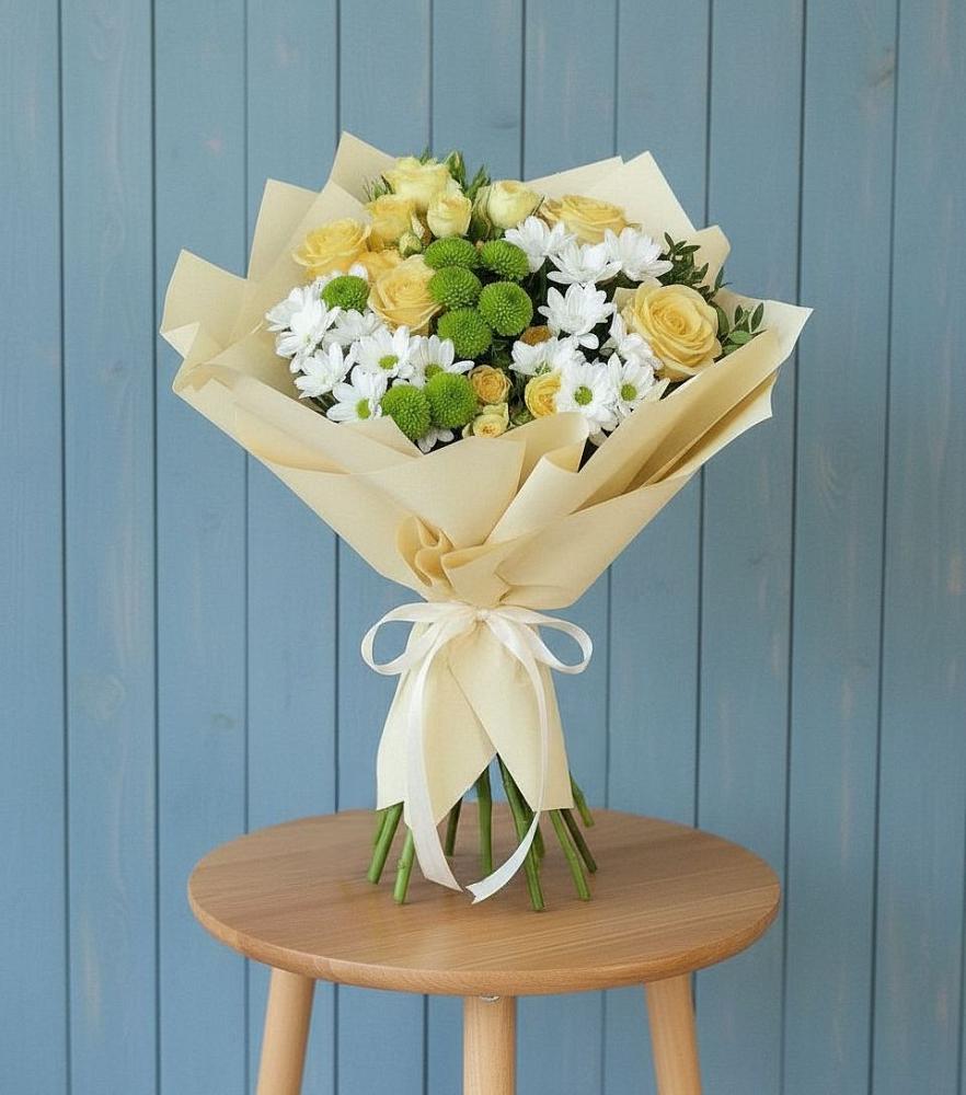 Букет цветов из: Хризантемы и Розы в Нефтегорске Краснодарского края