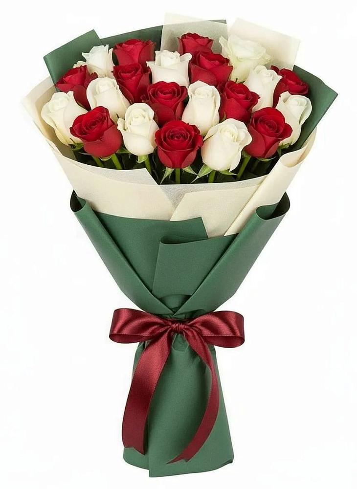 Букет Микс из красных и белых роз в Нефтегорске Краснодарского края
