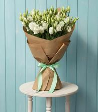 Букет цветов из:  Лизиантусы в Нефтегорске Краснодарского края