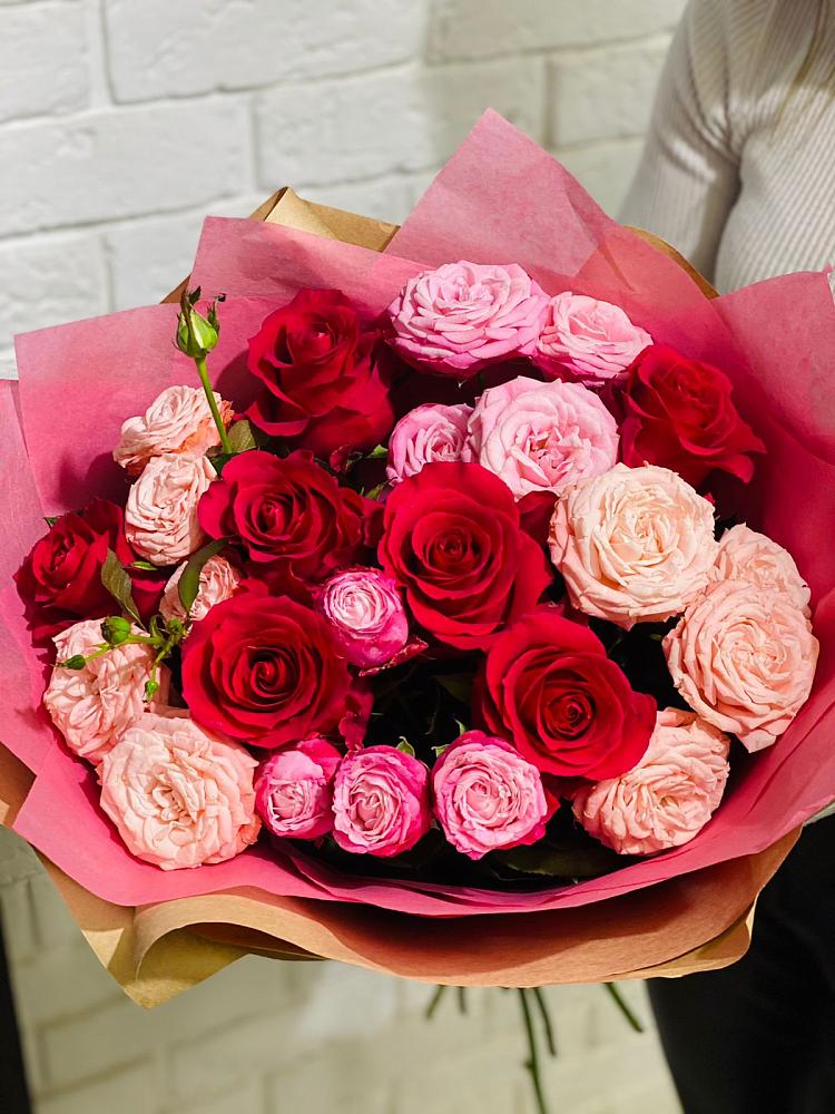 Букет цветов из: Розы в Нефтегорске Краснодарского края