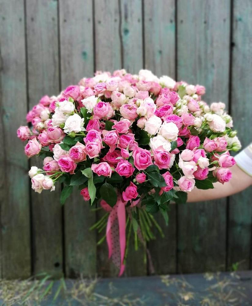 Букет Розовые кустовые розы Натали и Лав Лидия в Нефтегорске Краснодарского края