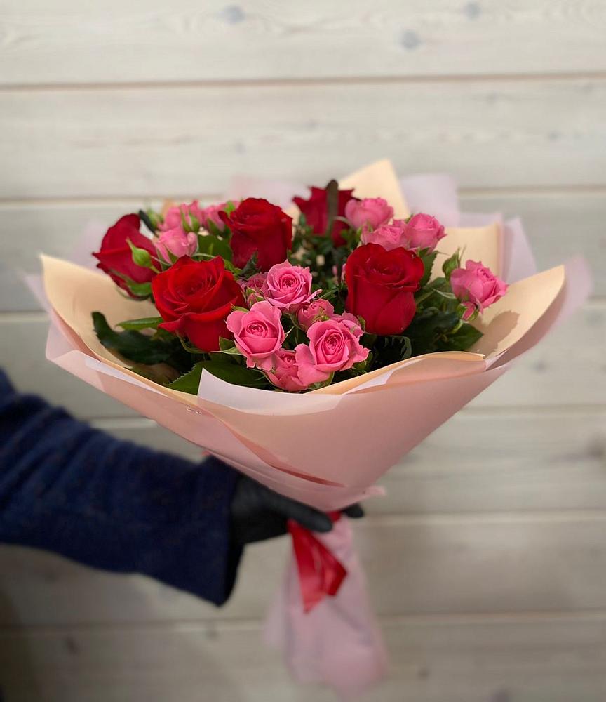 Букет цветов из: Розы в Нефтегорске Краснодарского края