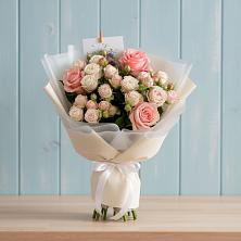 Букет цветов из:  Розы в Нефтегорске Краснодарского края