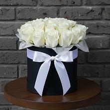 Цветочная композиция из Розы в шляпной коробке в Нефтегорске Краснодарского края