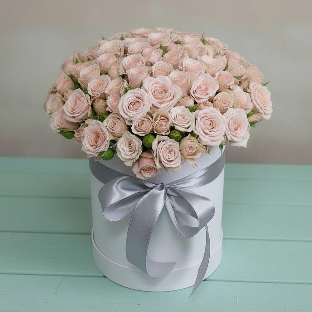 Цветочная композиция из Розы в шляпной коробке в Нефтегорске Краснодарского края