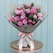 Букет цветов из:  Розы в Нефтегорске Краснодарского края